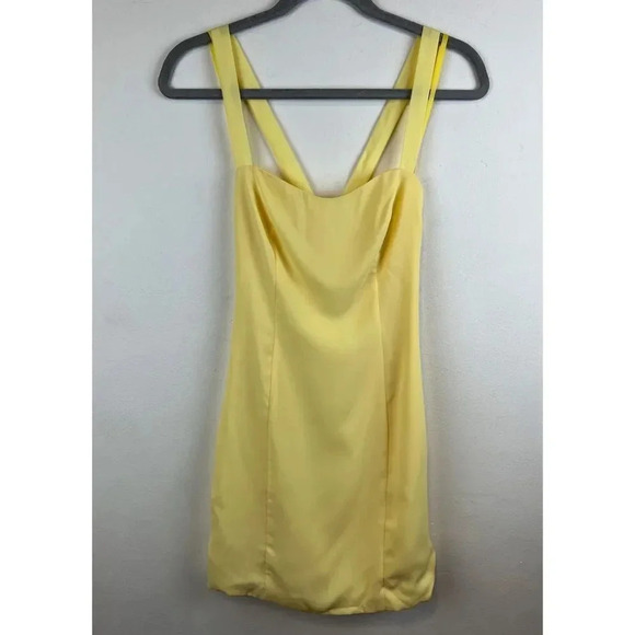 Fame and Partners Mini Dress Yellow 2 NWT - Picture 5 of 13